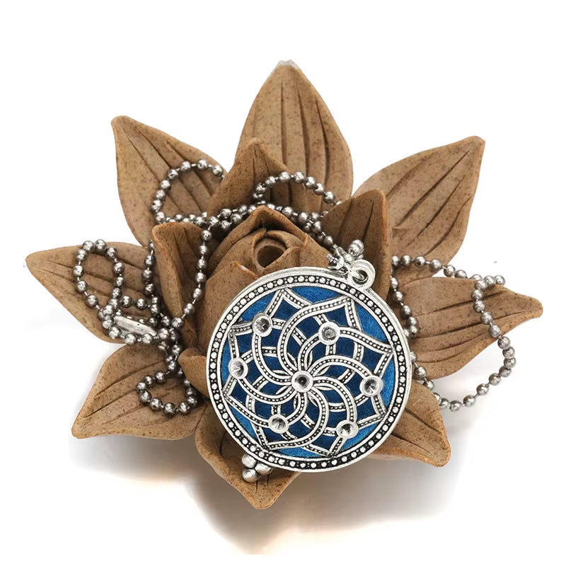 Wholesale 30Mm High Quality Hot Magnetic Aromatherapy Diffuser Jewelry Star Locket Pendant Essential Oil Scent Necklace